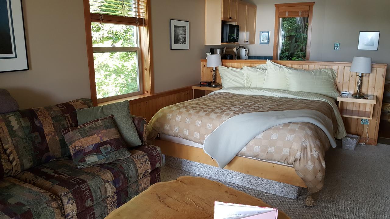 Reef Point Oceanfront Bed And Breakfast Ucluelet Εξωτερικό φωτογραφία